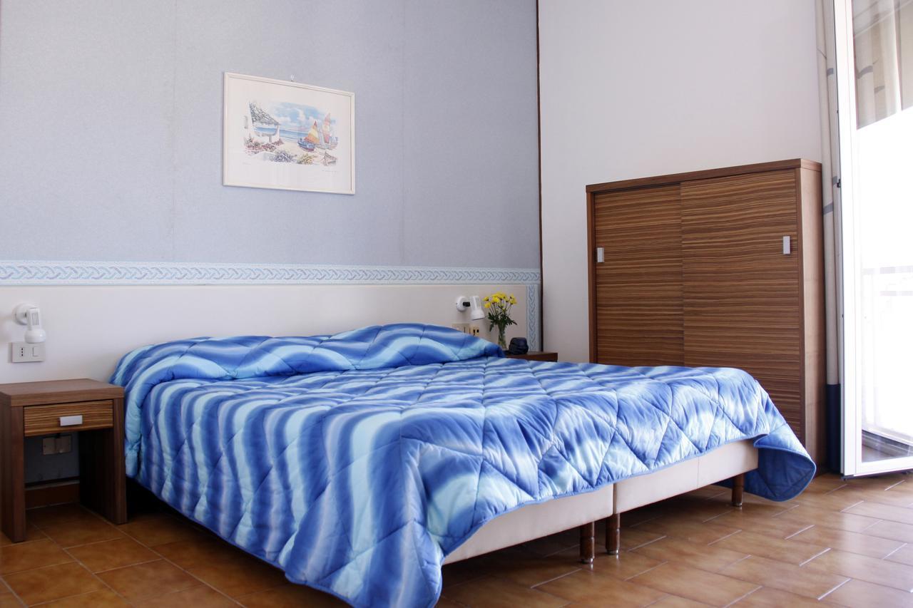 Hotel Eufemia Isola delle Femmine Bagian luar foto